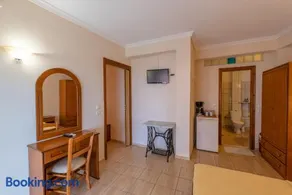 Castle Pontos - Image 5
