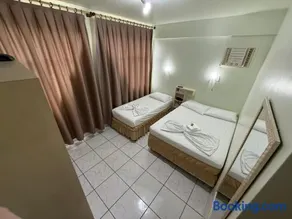 Oasis Chartouni Hotel - Image 1