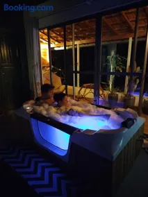 Sítio com SPA, lareira e piscina - Piranguinho, MG - Image 2