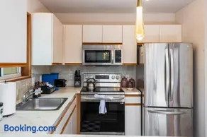 Stay Summit & Pine - Pocono Summit Chalet - Image 2