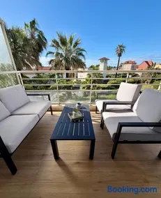 Studio 5 min à pied de la plage, Parking et climatisation - Golfe Juan - Image 1