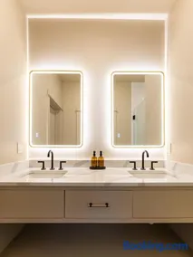 Haven Hotel - Image 4