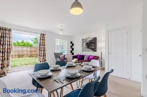 3 bedroom Swanley house - Image 4