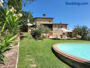 Luxury Tuscan Farm Stay, 1 bedroom with a pool - Image 1