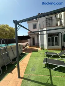 Chalet lujo piscina privada jerez - Image 1