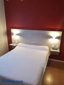 Hotel Restaurant Le Bourgneuf - Image 1