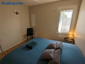 Gîte 10 pers. avec jardin à 200m des commerces, proche Loire et forêt d'Orléans - Image 4