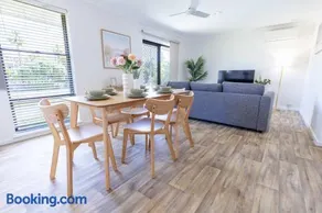 Walk to the Beach BBQ Family Friendly - Image 1