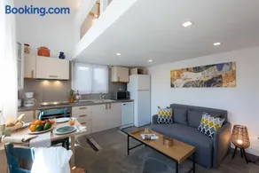 The Be House - Image 1