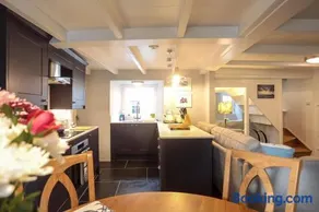Cobble Cottage - Image 2