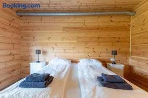 Glaðheimar Guesthouse - Image 4