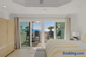 Beach Escape, King Suite, Ocean Views, Pet Friendly - Image 2
