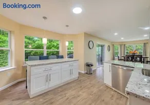 Vacation home near Kalahari Resort and Camelback Mountains!!! - Image 3