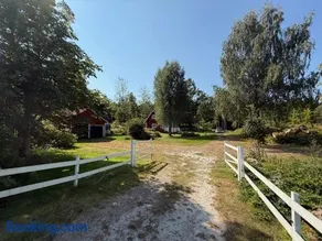 Forrest cottage by the lake - Image 5