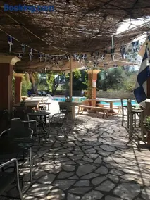 Poolfront Escape – Cabana 13 - Image 4