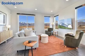 Two Homes One Stay Sleeps 21 Near Deer Valley - Image 1