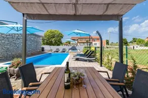 House Imela - Image 2