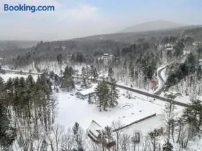 Griffin Chalet 5 - Image 3