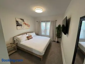 Cozy at Anderson Towne Center - Image 1