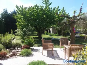 Voll ausgestattetes Ferienhaus mit Pool, Terrasse und Grill | Poolblick - Image 3