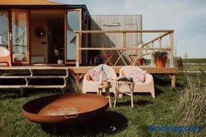 Tiny Cabana - Image 3