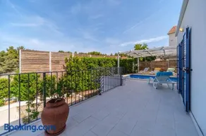 Villa Milna Bay - Heated Pool, Sea Views & Near Beach I Brač Island - Image 2