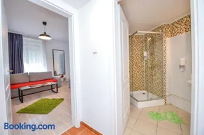 Bucharest Nightlife Apartments - Image 1