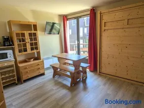 Studio Cabine 4 pers au pied des pistes avec balcon - Image 1