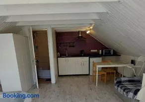 Apartamenti pie jūras 5 cilvēkiem, otrā stāvā - Image 3