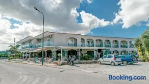 Porto Marina Aparthotel - Image 3