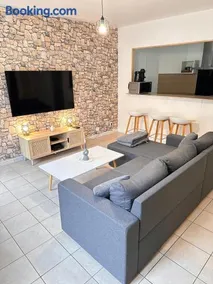 Maison Parking Gratuit & Jardin Prox ThionvilleLux - Image 1