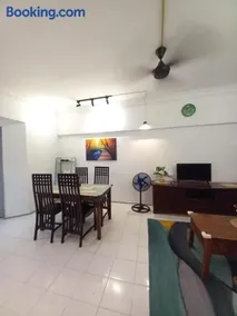 Inap Desa Chempaka, Golden Straits Villa - Image 2