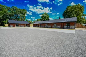 Benton Motel - Image 2