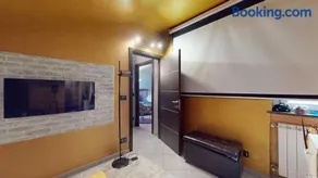 Luxury Suite - Image 1