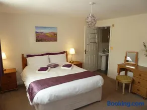 A cosy luxury cottage in a prime Betws-y-Coed location, Snowdonia - Image 3