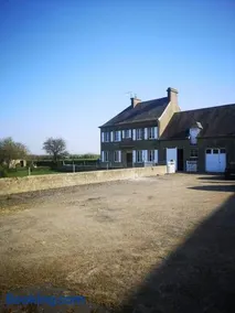 Gîte spacieux et chaleureux - Image 2