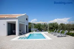 Naiades Villas - Image 3