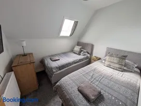2 Bedroom Townhouse on NC500, Wick, Highland - Image 2
