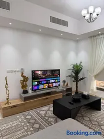 Perfect choice Luxury Apartment-AlMuzn Residence, AirPort - Image 3