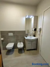 CARrooms - Image 1