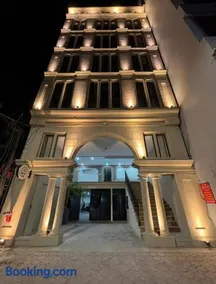 Ha Noi Light Home Apartment - Hoang Hoa Tham Street - Image 2