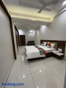 planet motel - Image 3