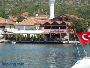 Onur Pension - Image 1