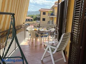 LA CASA SUL PORTICCIOLO - STAZZO - Image 1