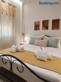 Tresoria Andros Boutique Residence - Image 2