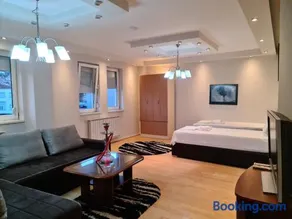 City Center Apartments - Image 2