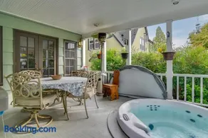Hot Tub Access: Studio 5 Mi to Downtown Portland! - Image 2