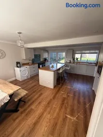 Spacious modern detached house in eye near A140 in the town centre - Image 5