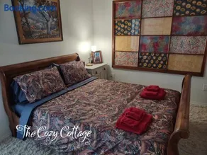 Cozy Cottage - Image 4