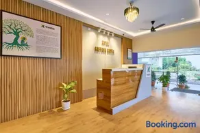 Treebo Saffron Suites, Near Financial District & Us Consulate - Image 2